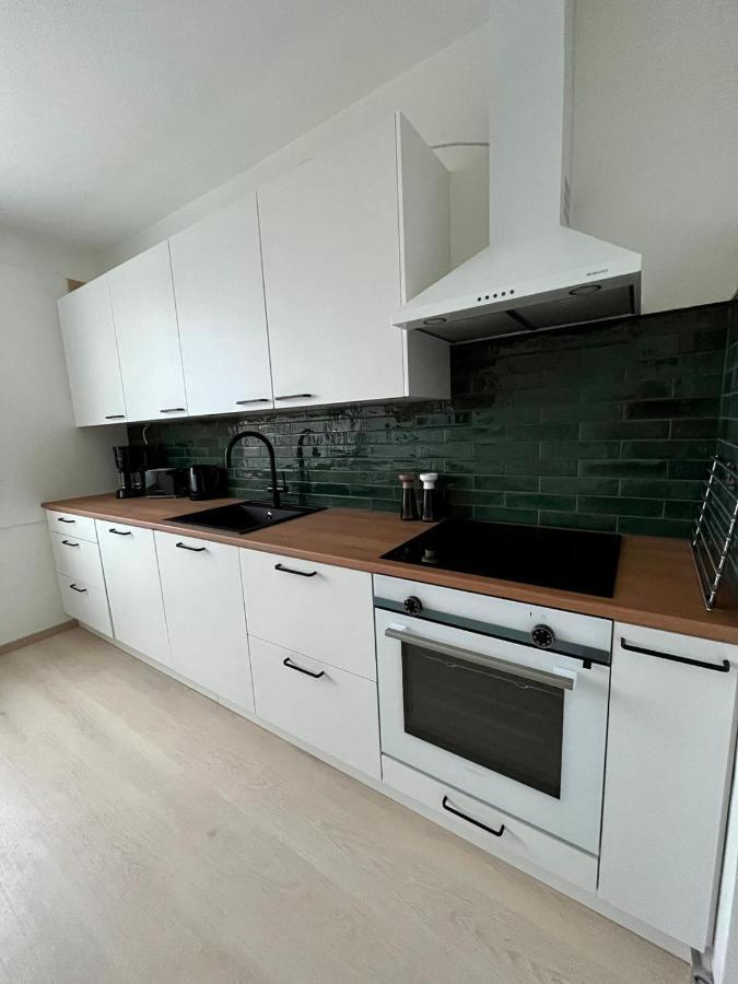 Ferienwohnung Ylimmaen Kerroksen Tilava Kolmio Jokinaekymaellae Rovaniemi Exterior foto